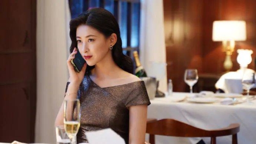 揭秘国产真实老熟女性行为，揭示无套接触背后的真相国产真实老熟女无套内射-国产成人